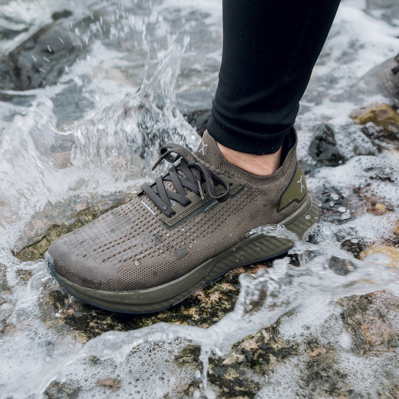 Adapt Waterproof Runner – Flux Footwear